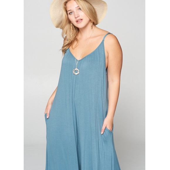 Wide Leg Jumpsuit - Picture 4 of 4